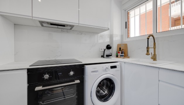 Resale - Apartment - Orihuela Costa - Punta Prima