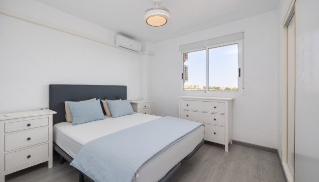Resale - Apartment - Orihuela Costa - Punta Prima