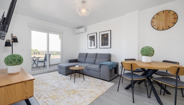 Resale - Apartment - Orihuela Costa - Punta Prima