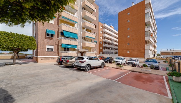 Resale - Apartment - Orihuela Costa - Punta Prima