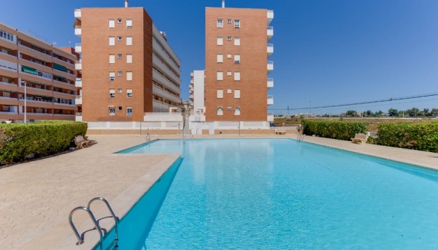 Resale - Apartment - Orihuela Costa - Punta Prima