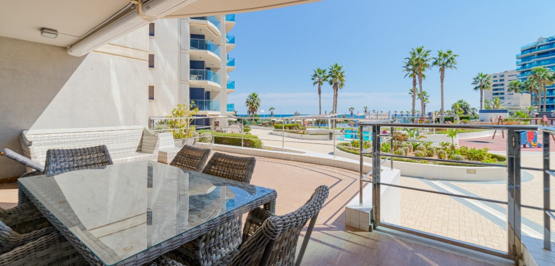 Apartment in Punta Prima - view 1