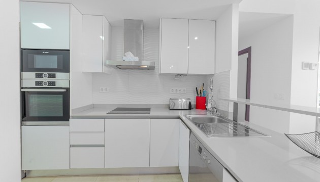 Resale - Apartment - Orihuela Costa - Punta Prima