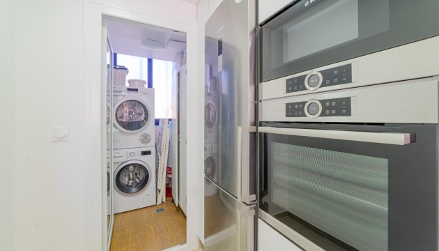 Resale - Apartment - Orihuela Costa - Punta Prima