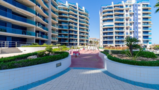 Resale - Apartment - Orihuela Costa - Punta Prima