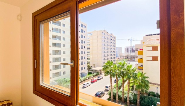 Resale - Apartment - Orihuela Costa - Punta Prima