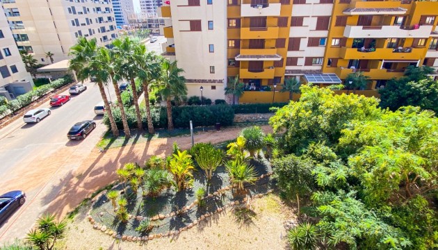 Resale - Apartment - Orihuela Costa - Punta Prima