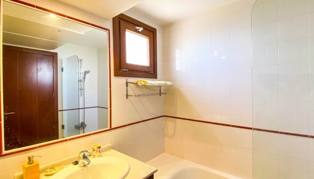 Resale - Apartment - Orihuela Costa - Punta Prima