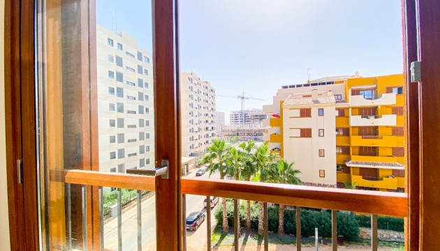 Resale - Apartment - Orihuela Costa - Punta Prima