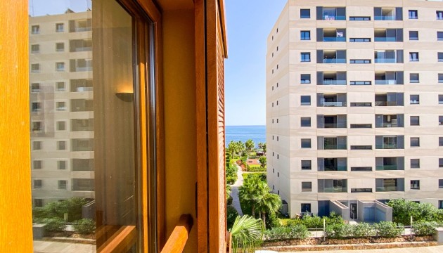 Resale - Apartment - Orihuela Costa - Punta Prima