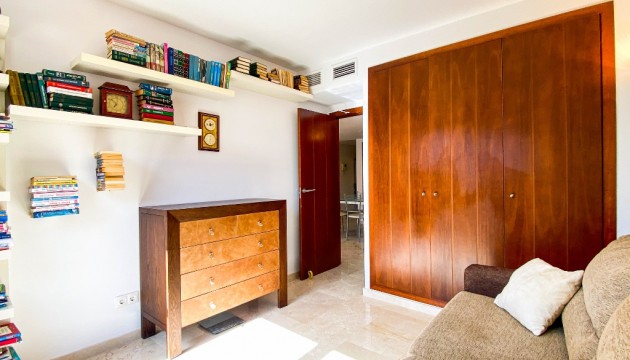 Resale - Apartment - Orihuela Costa - Punta Prima