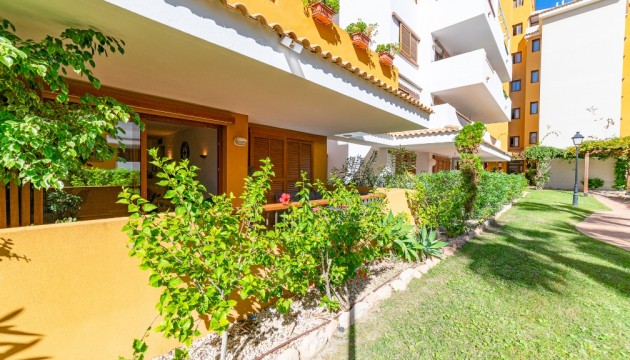 Resale - Apartment - Orihuela Costa - Punta Prima