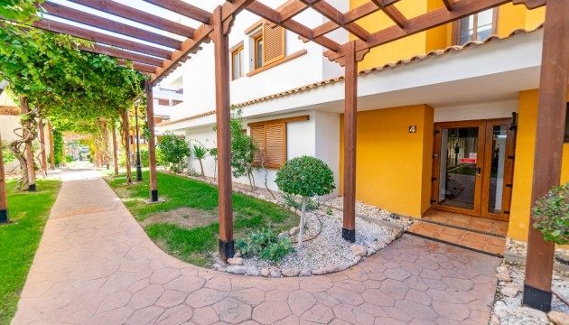 Resale - Apartment - Orihuela Costa - Punta Prima