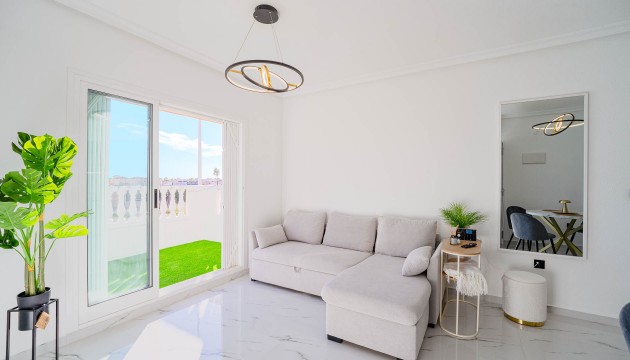 Resale - Apartment - Orihuela Costa - Playa Flamenca