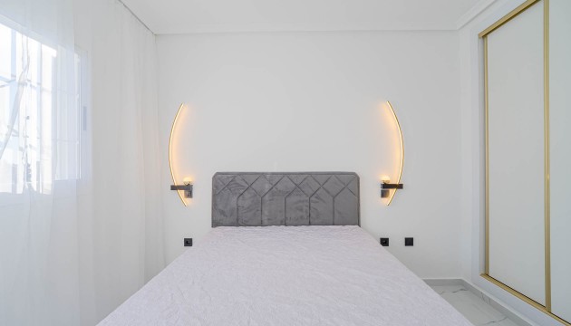 Resale - Apartment - Orihuela Costa - Playa Flamenca