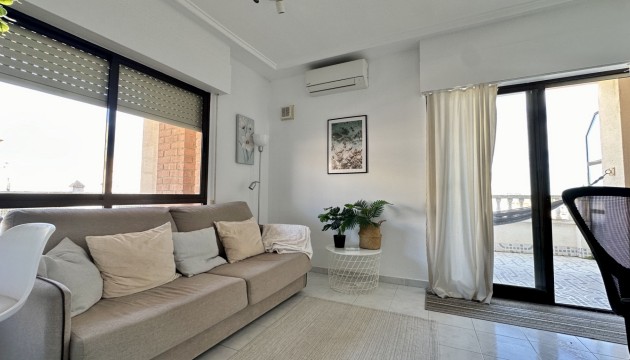 Resale - Apartment - Torrevieja