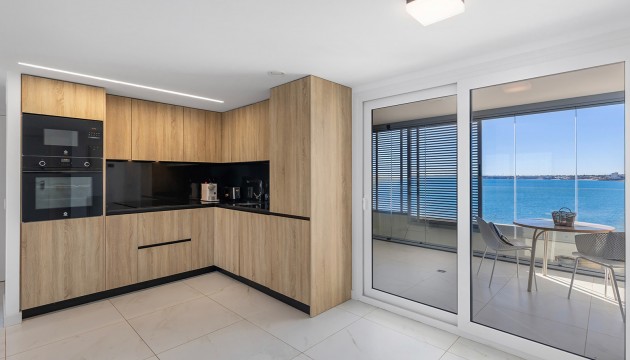 Resale - Apartment - Torrevieja - Punta Prima