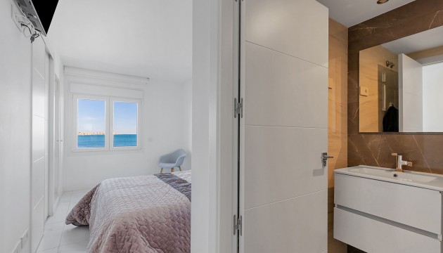 Resale - Apartment - Torrevieja - Punta Prima