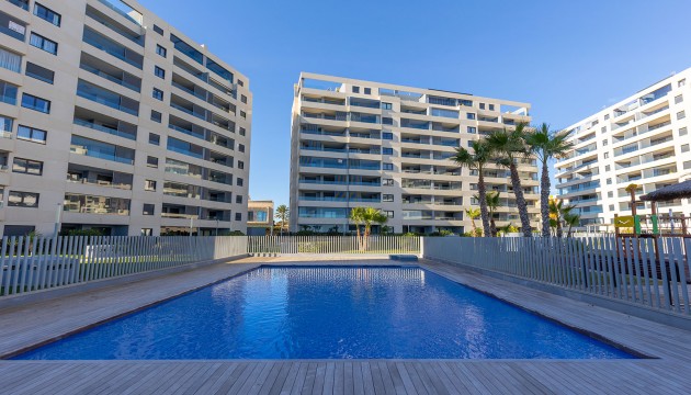 Resale - Apartment - Torrevieja - Punta Prima