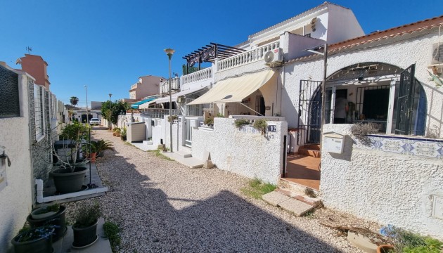 Resale - Apartment - Torrevieja - La Siesta