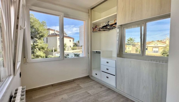 Begagnad - Fristående Villa - Orihuela - Villamartín-Las Filipinas