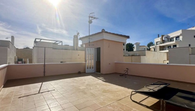 Begagnad - Fristående Villa - Orihuela - Villamartín-Las Filipinas