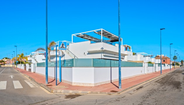 Resale - Detached Villa - Los Alcazares