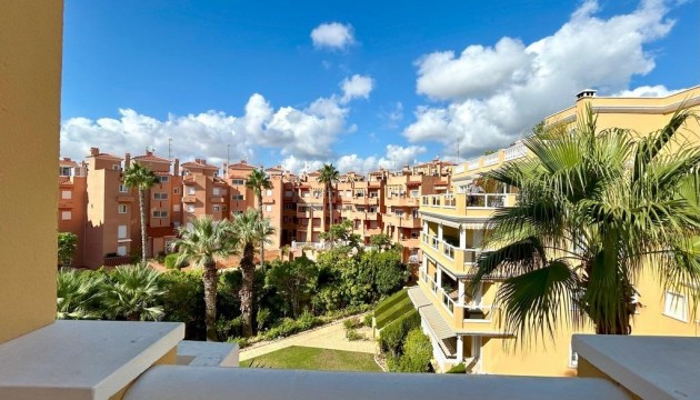 Resale - Apartment - Orihuela Costa - Cabo Roig