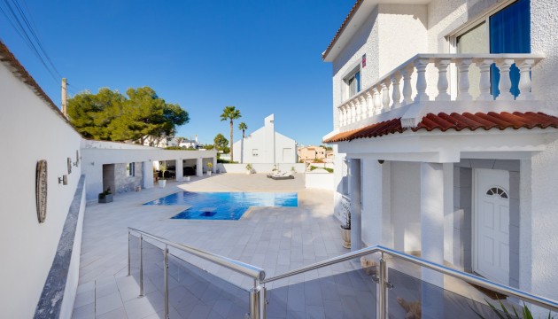 Herverkoop - Detached Villa - San Miguel de Salinas