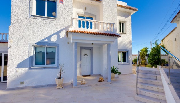 Herverkoop - Detached Villa - San Miguel de Salinas