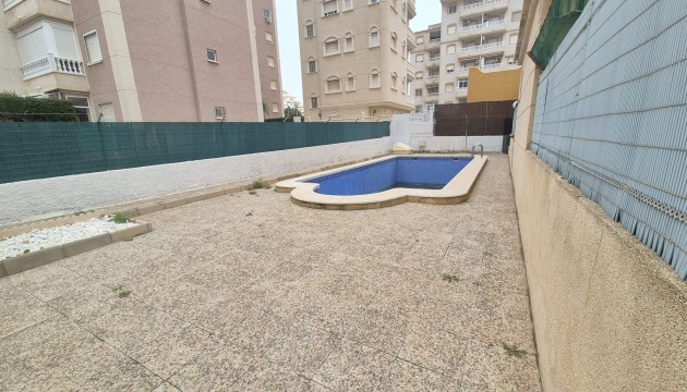 Перепродажа - Квартира - Torrevieja