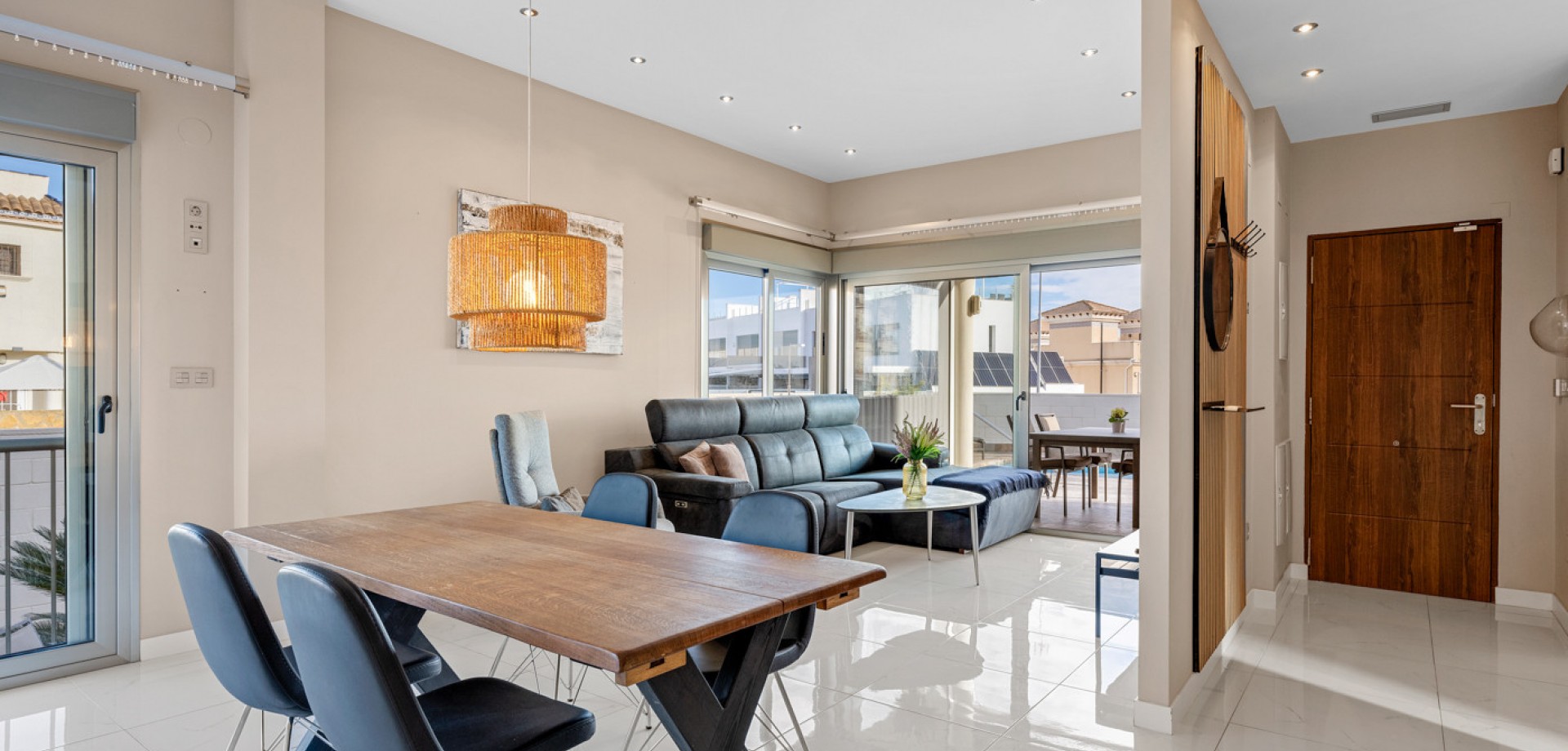 House in Urbanizacion los Balcones - Image 2