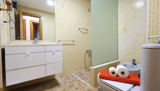 Resale - Bungalow - Orihuela Costa - Campoamor