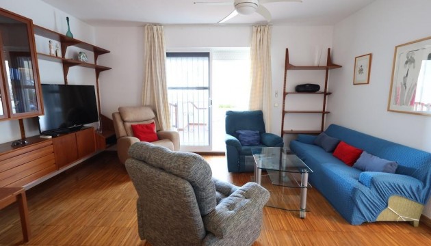 Resale - Bungalow - Orihuela Costa - Campoamor