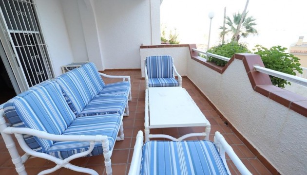 Resale - Bungalow - Orihuela Costa - Campoamor