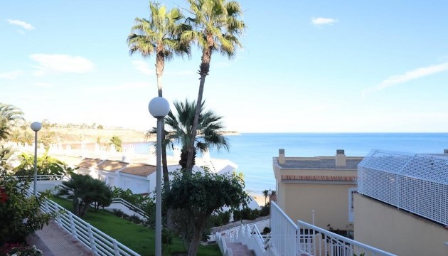 Resale - Bungalow - Orihuela Costa - Campoamor
