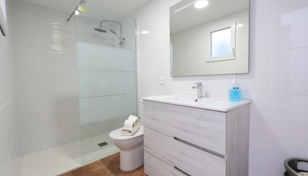 Resale - Bungalow - Orihuela Costa - Campoamor