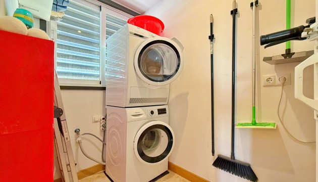 Resale - Apartment - Orihuela Costa - Campoamor