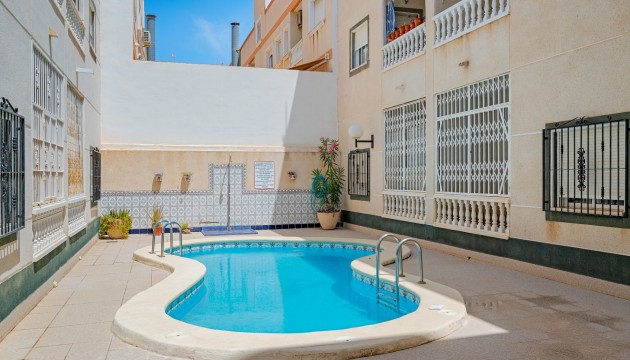 Herverkoop - Apartment - Torrevieja