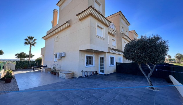 Resale - Apartment - Guardamar del Segura - El Raso