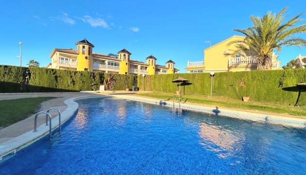 Resale - Townhouse - Orihuela Costa - Villamartín