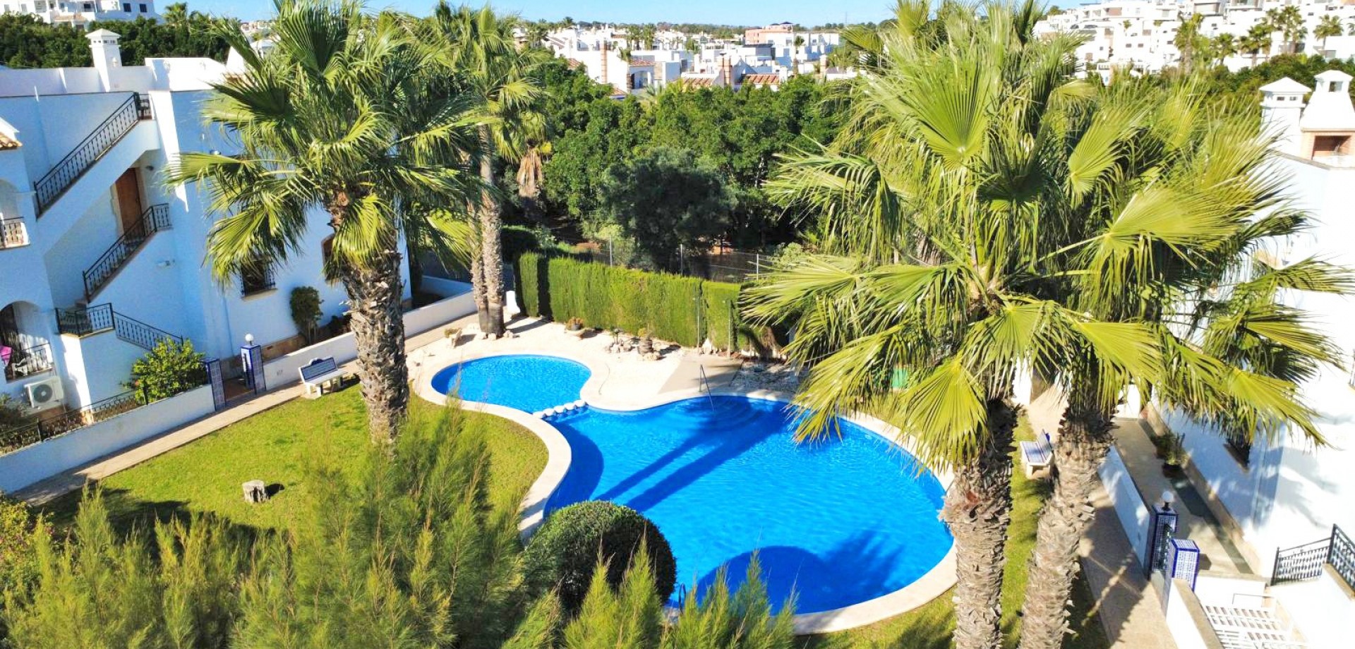 House in Villamartin - Image 4