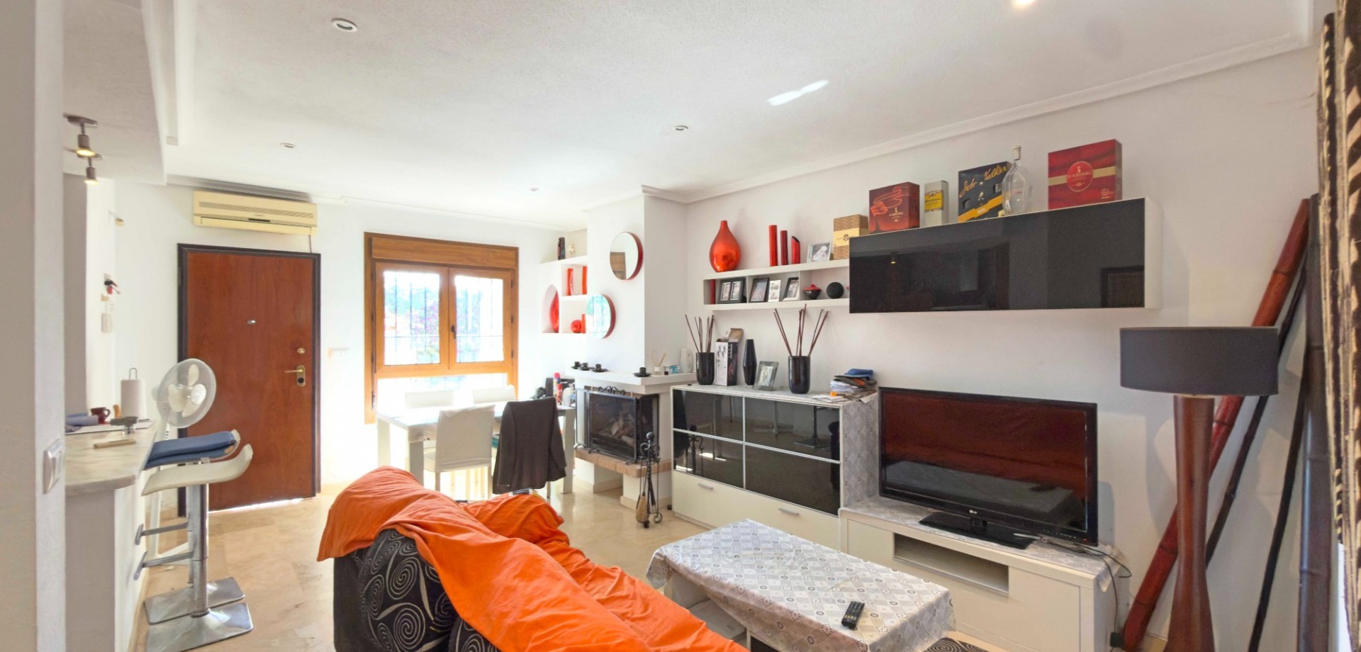 House in Villamartin - Image 3