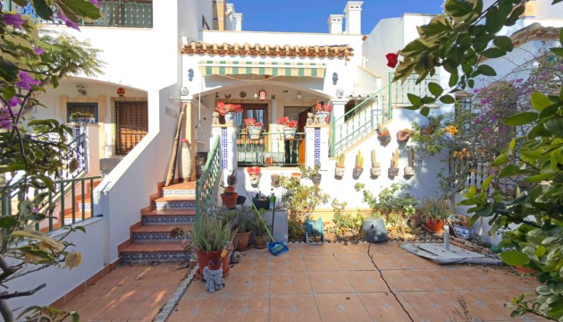 Resale - Townhouse - Orihuela Costa - Villamartín