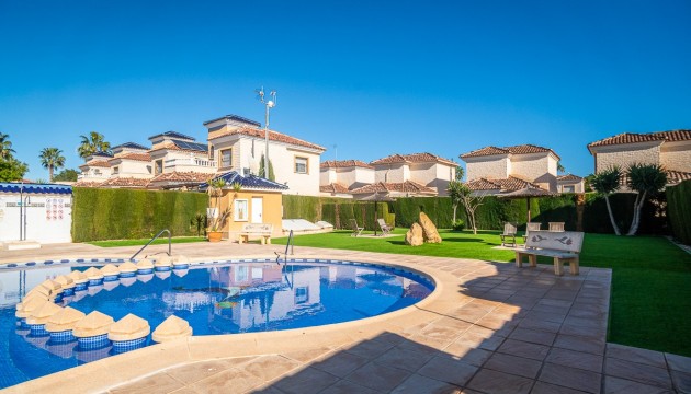 Resale - Detached Villa - Guardamar del Segura - El Raso