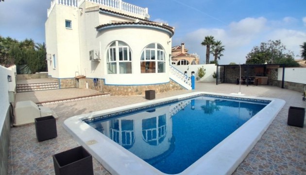 Herverkoop - Detached Villa - Rojales