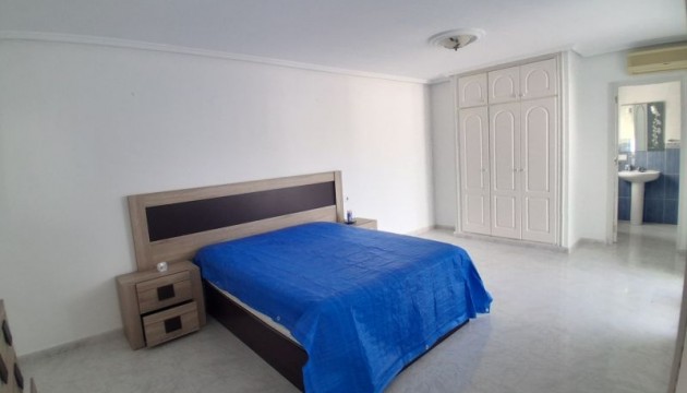 Herverkoop - Detached Villa - Rojales