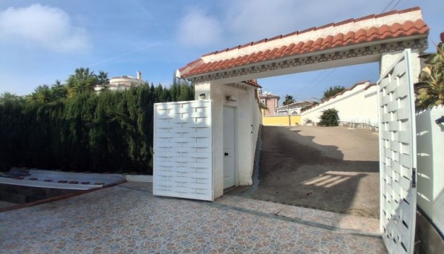 Herverkoop - Detached Villa - Rojales