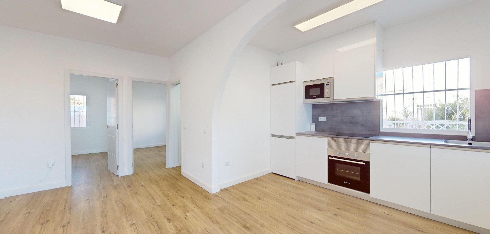 House in Villamartin - Image 4