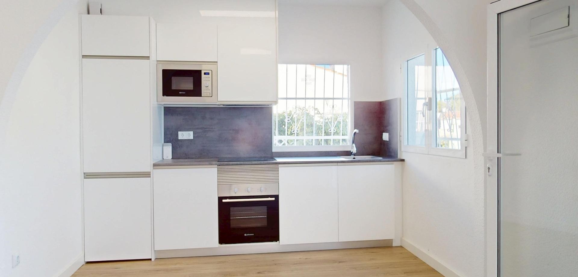 House in Villamartin - Image 5